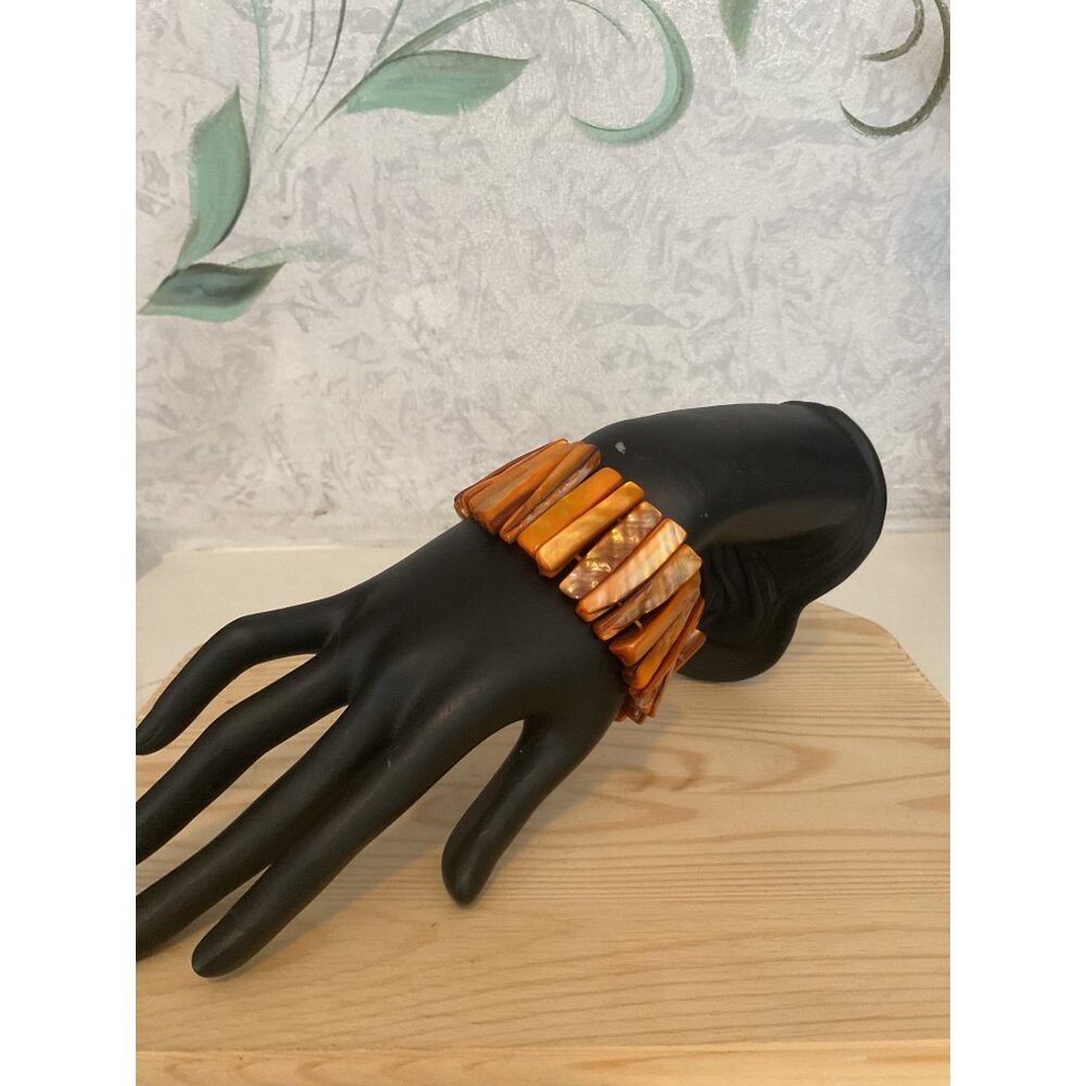 Orange Shell Stretch Bracelet For Women